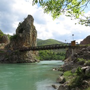 Skavica Bridge, Albania