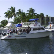 Rainbow Reef Dive Center