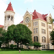 Saint Edward's University