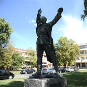 Spomenik Mladen Stojanovic Prijedor