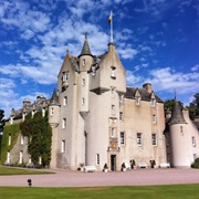 Ballindalloch Castle