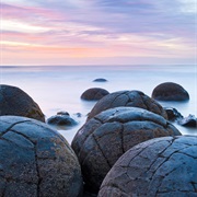 Moeraki  Boulders