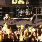 Green Day - Nice Guys Finish Last