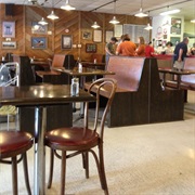 Schmaltz's Sandwich Shop