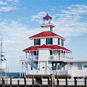 New Canal Light, New Orleans