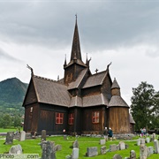 Lom Stave Church