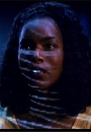 Angela Bassett (Critters 4) (1992)