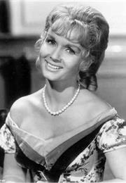 Debbie Reynolds - The Unsinkable Molly Brown