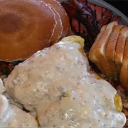 Tommy's 4th Street Bar & Grill: Omelet, Biscuits & Gravy, Toast Loaf, Bacon, Pancake
