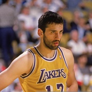 Vlade Divac