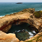 Find Devil's Punch Bowl