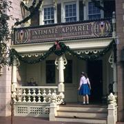 Hollywood Maxwell's Intimate Apparel (1955-1956)