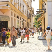 Calle Obispo Havana