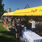 Put N' Bounce Mini Golf