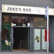 Jake&#39;s Bar