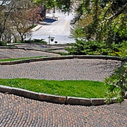 Snake Alley, Burlington