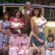 The Larkin Family - The Darling Buds of May