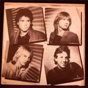 Novo Combo - City Bound