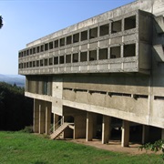 Sainte Marie De La Tourette