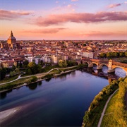 Pavia