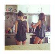 Bake With Your Best Friends