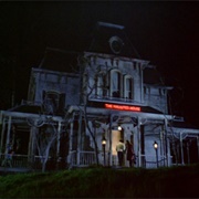 The Hardy Boys/Nancy Drew Mysteries: The Mystery of the Haunted House