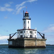 Detour Reef Light