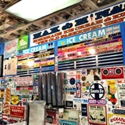 Max & Mina's Ice Cream