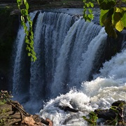 El Salto Del Armadillo