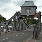 Deutzer Drehbrücke