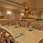 Eat at 1900 Park Fare for Breakfast