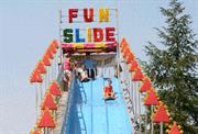 Merry Derry Dip Fun Slides