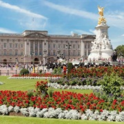 Visit Buckingham Palace, London, UK