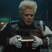 Benicio Del Toro - The Collector