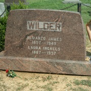Laura Ingalls Wilder and Almanzo Wilder's Grave - Mansfield, MO
