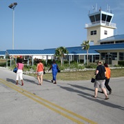 CYB - Charles Kirkconnell International Airport (Cayman Brac)