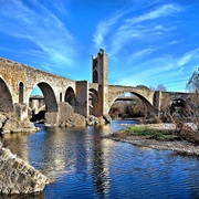 Puente De Besalú
