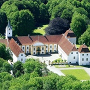 Dronningelund Palace