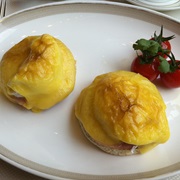Eggs Connaught