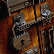 Organise an Escape Room at Home