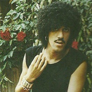 Phil Lynott, 36, Heart Failure/Pneumonia Caused by Alcohol and Drug Use