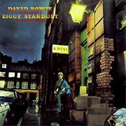 David Bowie - Moonage Daydream