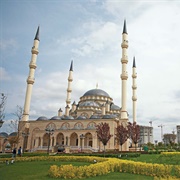 Akhmad Kadyrov Mosque, Grozny