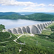 Daniel-Johnson Dam