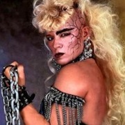 Luna Vachon