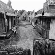 Halloween Roadside Attraction