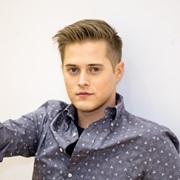 Lucas Grabeel