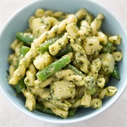 Pasta With Potatoes, Green Beans and Pesto