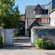 Les Maisons Satie, Honfleur, France