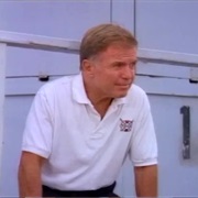 Ben Edwards (Richard Jaeckel)